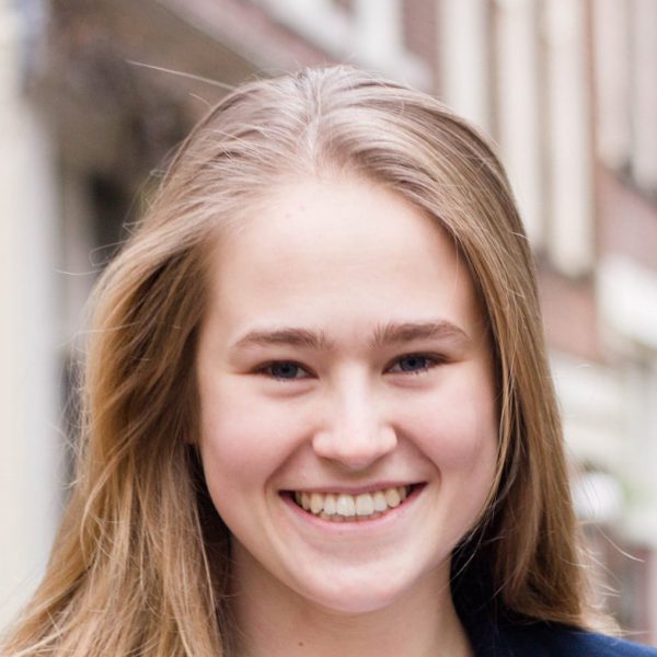 Renee Burger foetale groeirestrictie - te kleine baby Renee Burger foetale groeirestrictie - te kleine baby